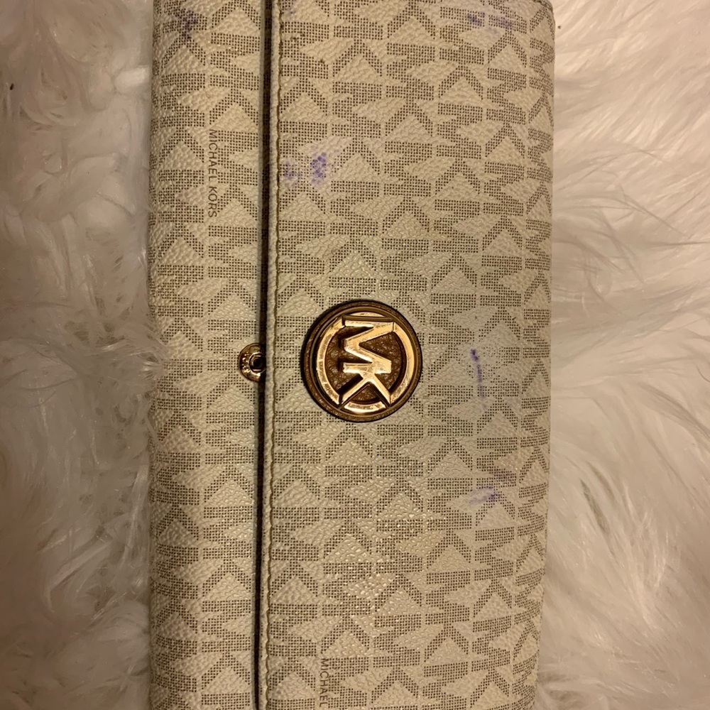 MK wallet